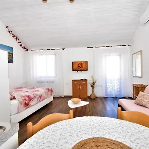 studio-apartments-skoric.in-istria.net/